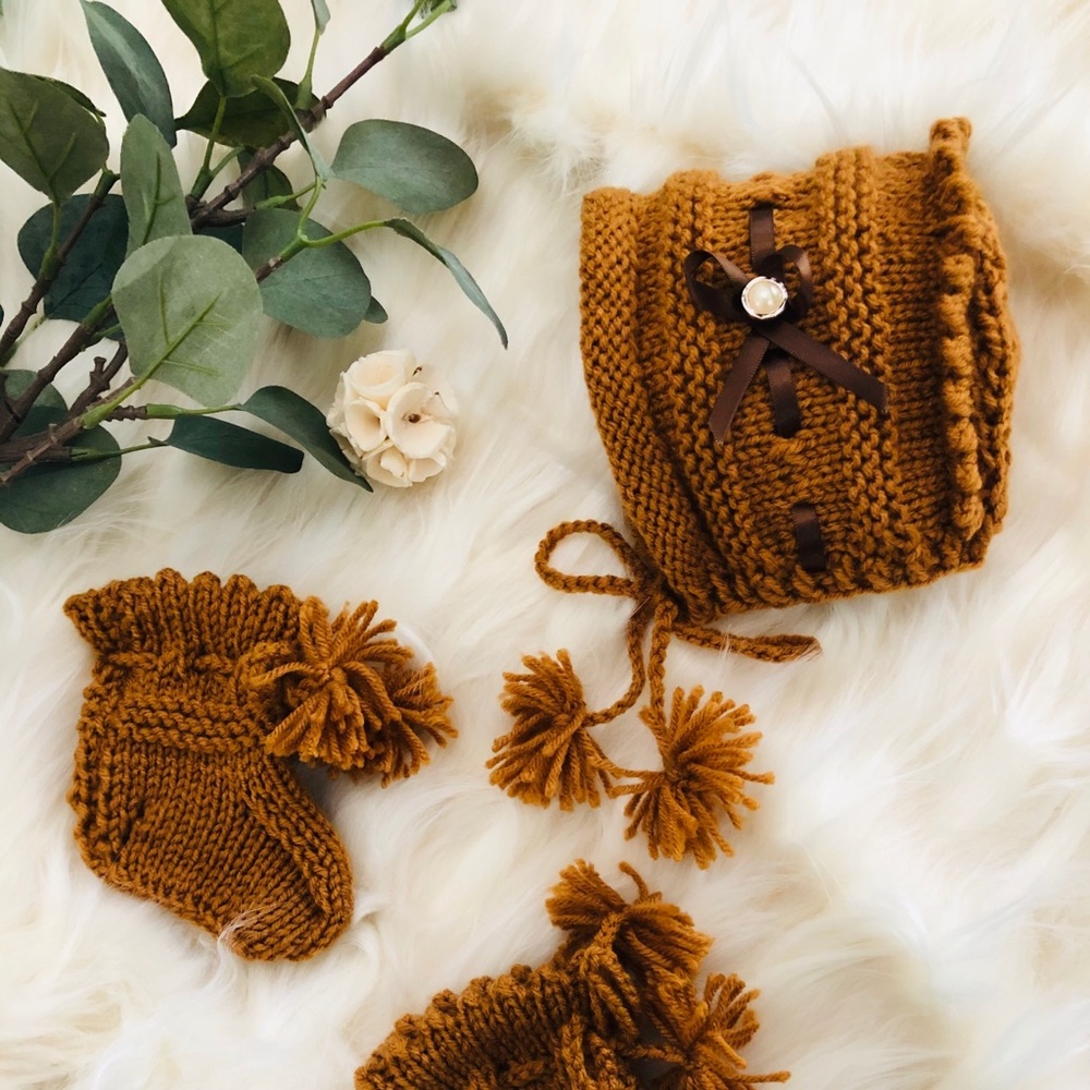 Baby Hat and Bootie Set